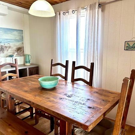 Cozy Beach - Direct Waterfront! East Haven Екстериор снимка
