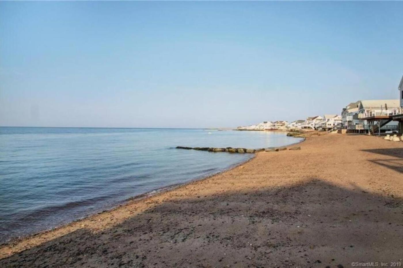 Cozy Beach - Direct Waterfront! East Haven Екстериор снимка